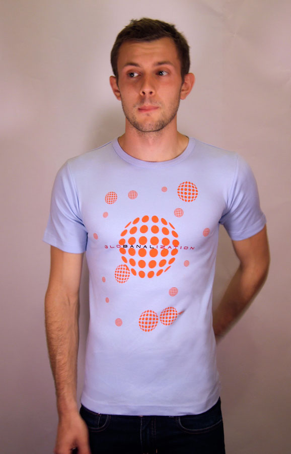 07M-t-shirt-globanalization-globalizazion-banal.jpg